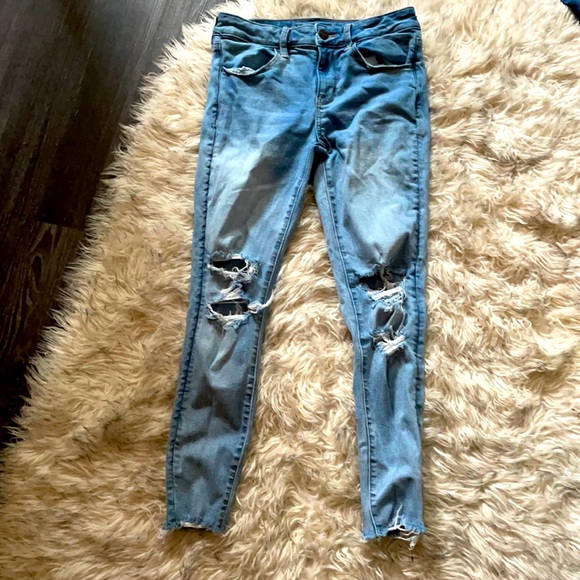 Distressed skinny jeans - Picture 1 of 4